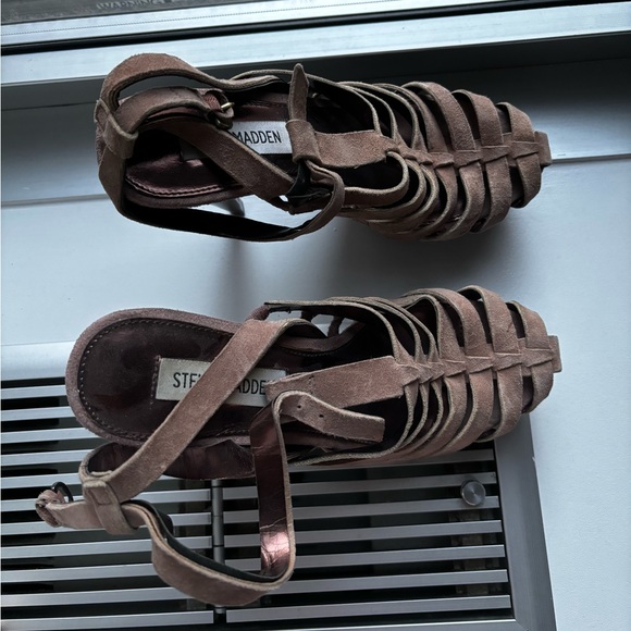 Steve Madden strappy heels brown - Picture 3 of 5
